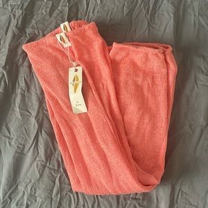 Rubiawear NWT M shorty coral leg warmers